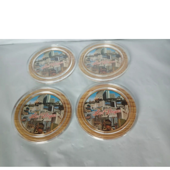 Las Vegas Clear Round Plastic Coasters/Cork Bottoms Set Of 4 Approx 4" S… - Picture 1 of 15